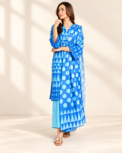 Alkaram Blue Classic Khaddar 3-Piece - matching studio view